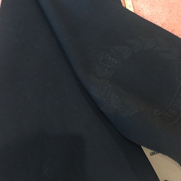 Burberry black scarf brand new 100% Authentic - Picture 9 of 10